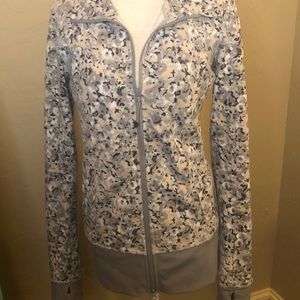 Retired Lululemon Snow Leopard In Style Jacket sz8